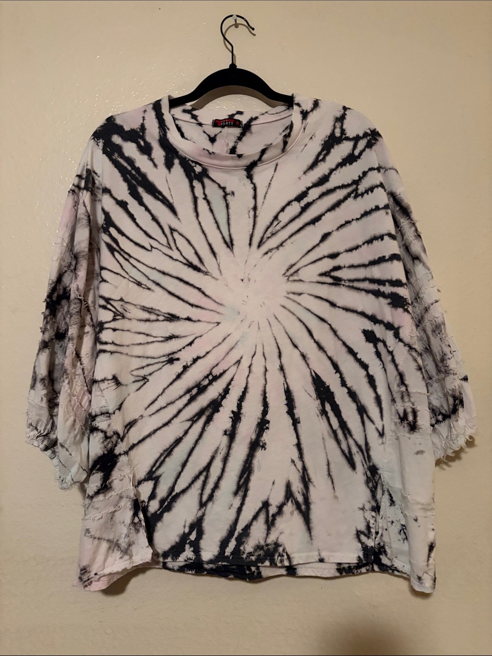 Casual Oversized Tie-Dye Tee - Black & White